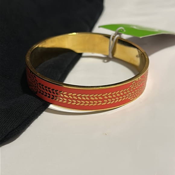 C Wonder coral rope enamel bangle bracelet - Picture 2 of 4